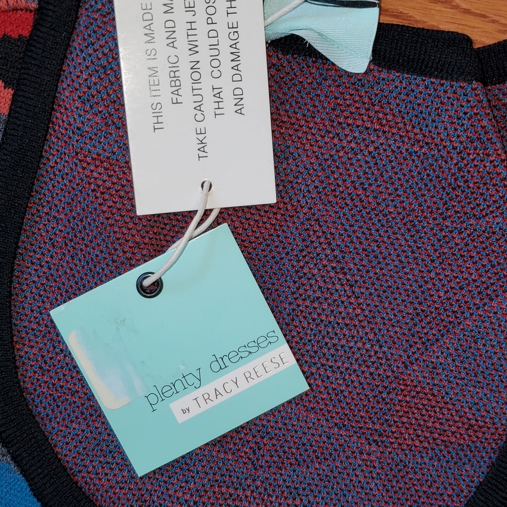 Dress - Picture 4 of 5